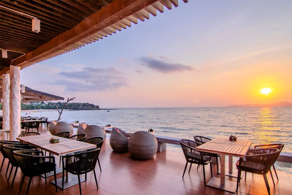 restaurant at pattaya resort with ocean view