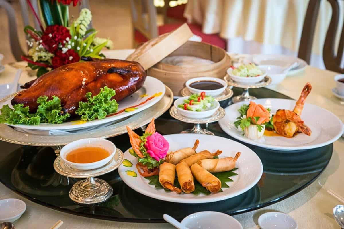 international cuisine at chinese restaurant in pattaya hotel